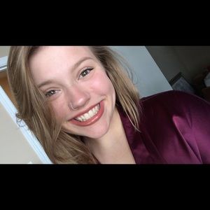 Meet your Posher, Haylee